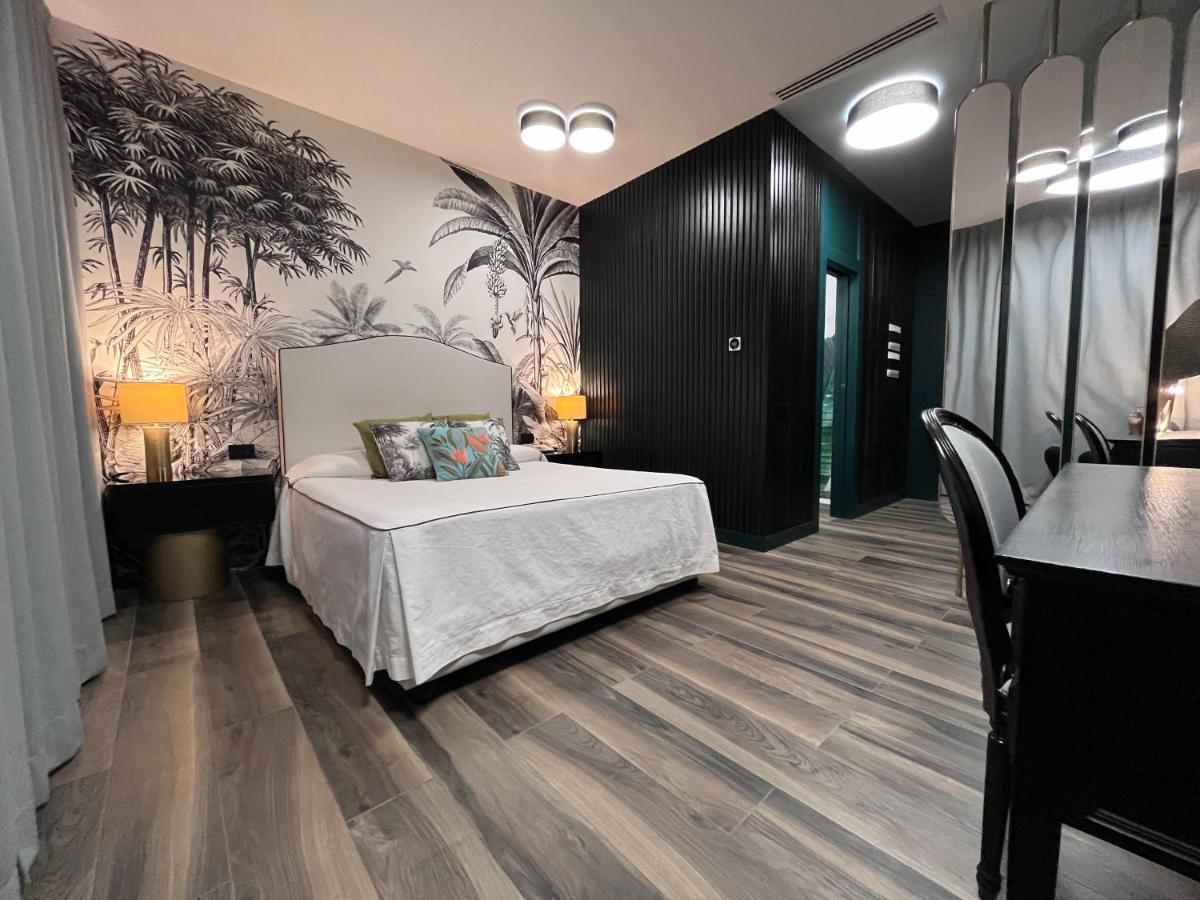 Al Boschetto Hotel กัสเตลโวลตูร์โน ภายนอก รูปภาพ