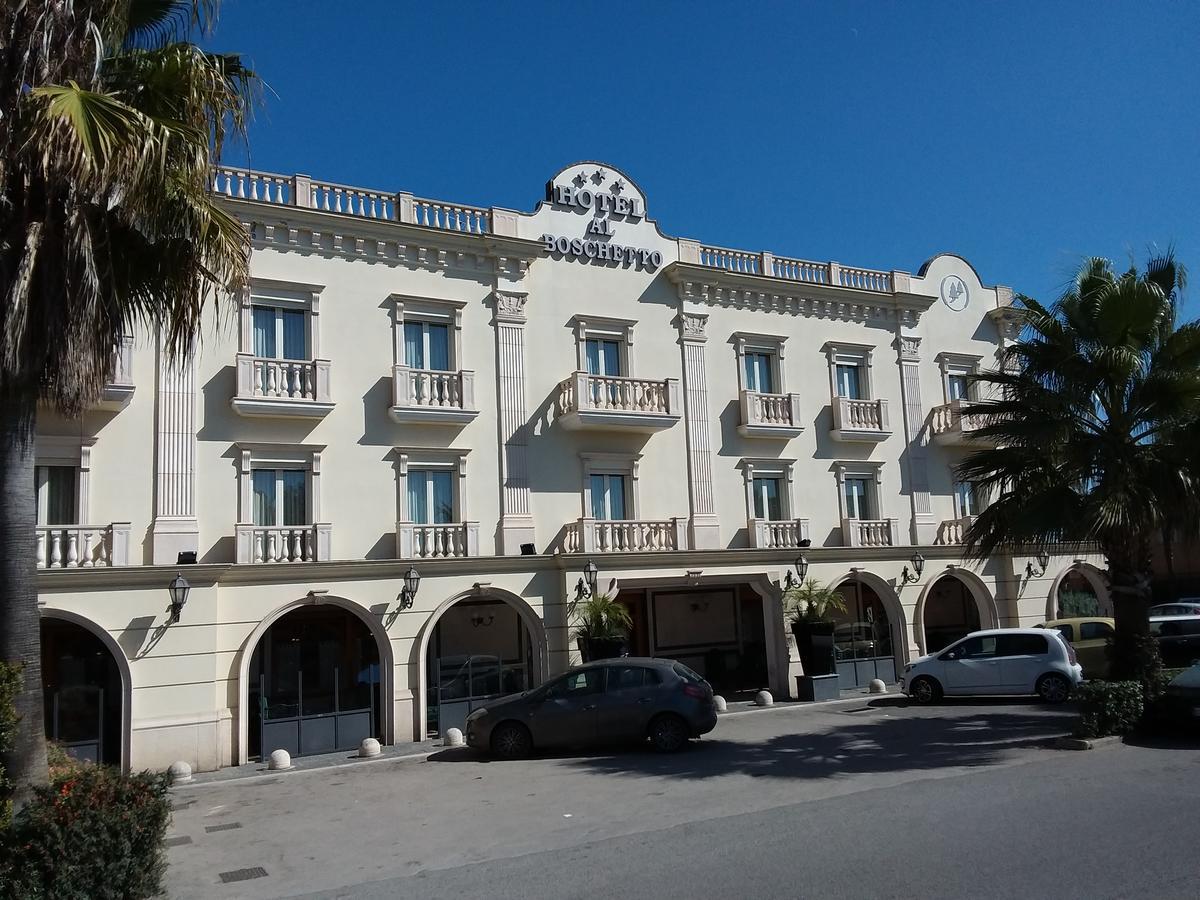 Al Boschetto Hotel กัสเตลโวลตูร์โน ภายนอก รูปภาพ